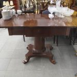 624 1184 DROP-LEAF TABLE